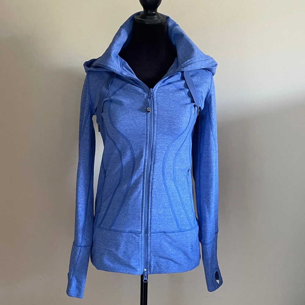 Lululemon Women's Scuba Hoodie - Picture 4 of 9